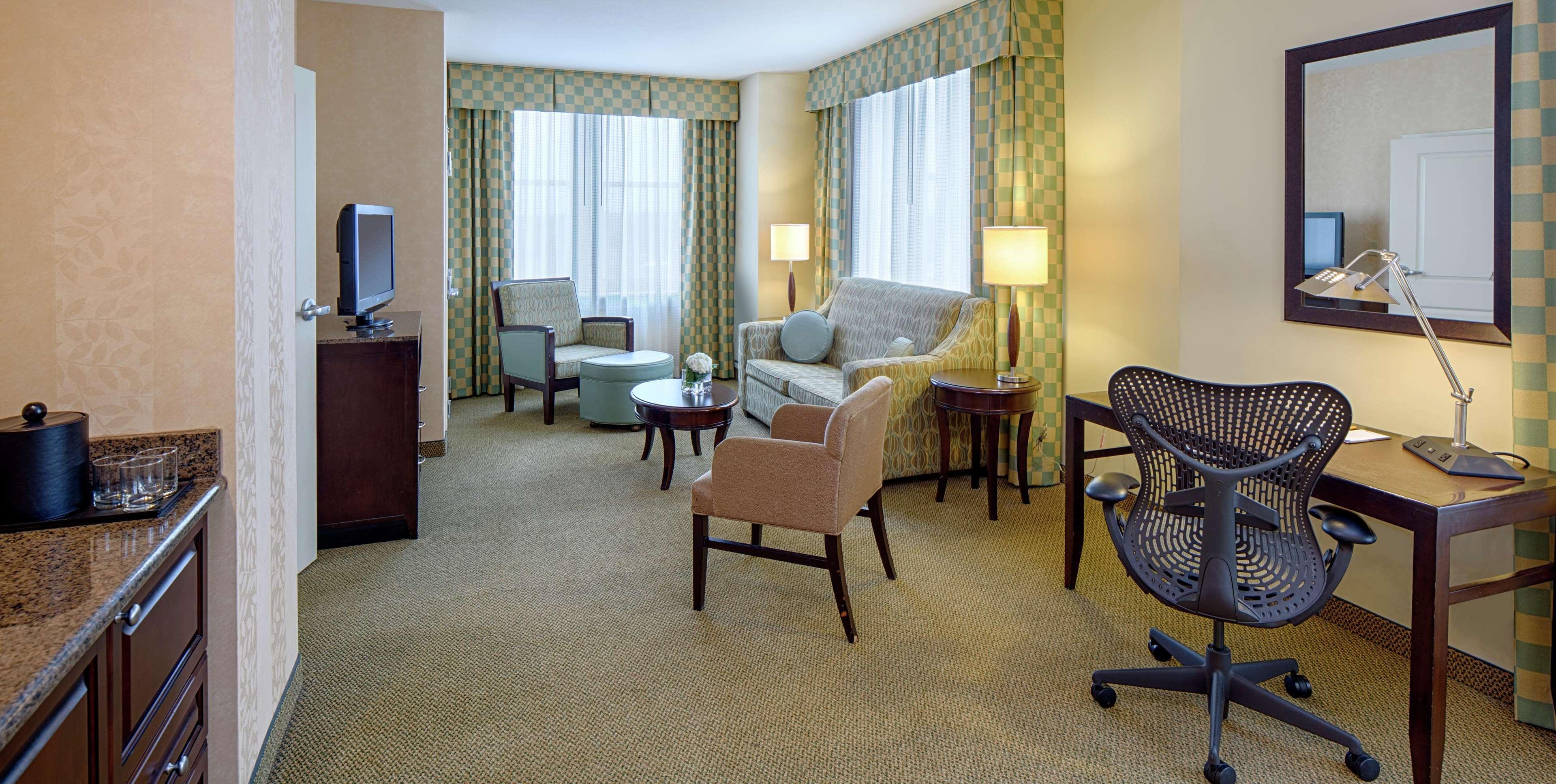 Hilton Garden Inn Jackson Downtown Экстерьер фото