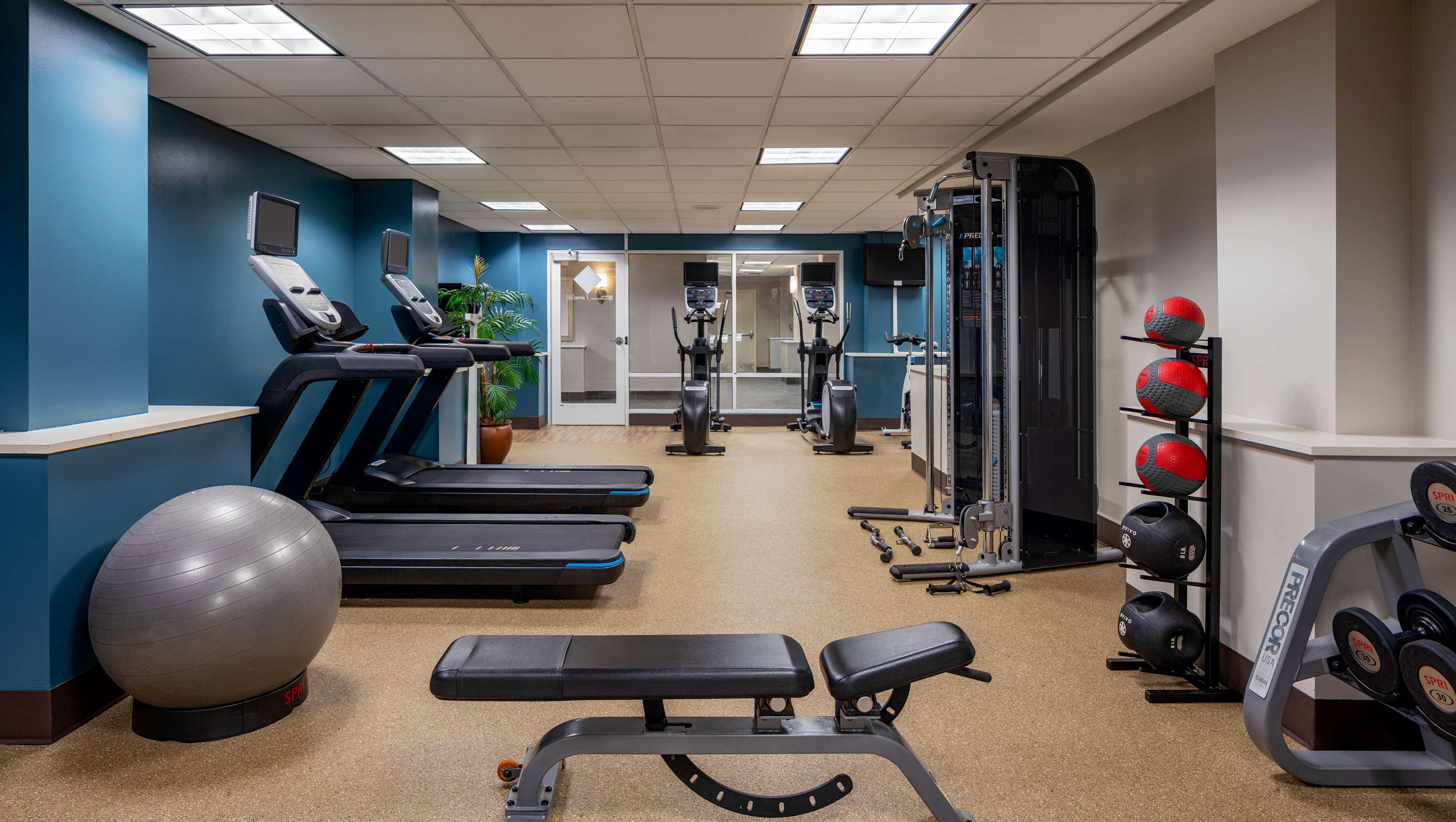 Hilton Garden Inn Jackson Downtown Экстерьер фото