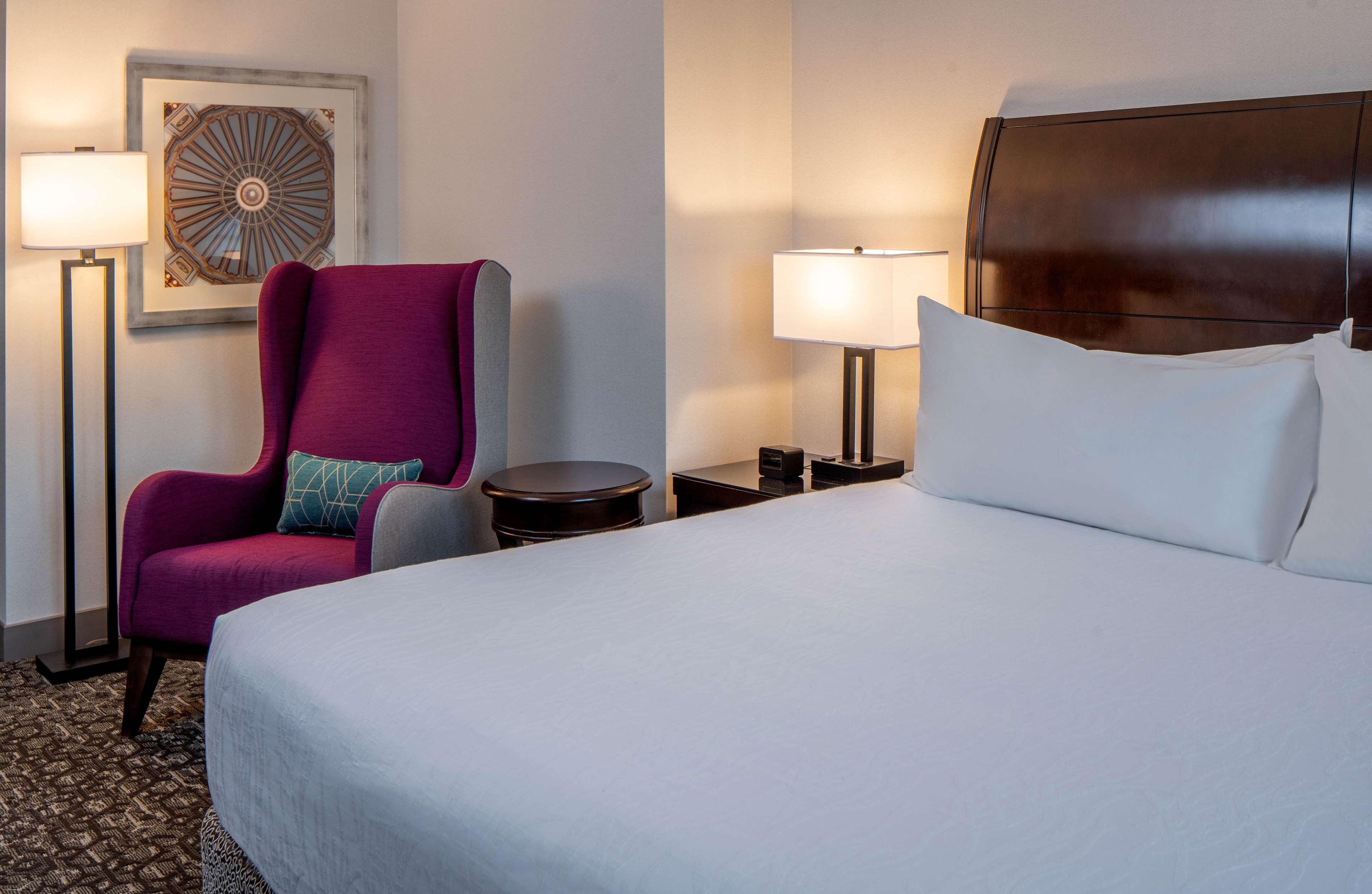 Hilton Garden Inn Jackson Downtown Экстерьер фото