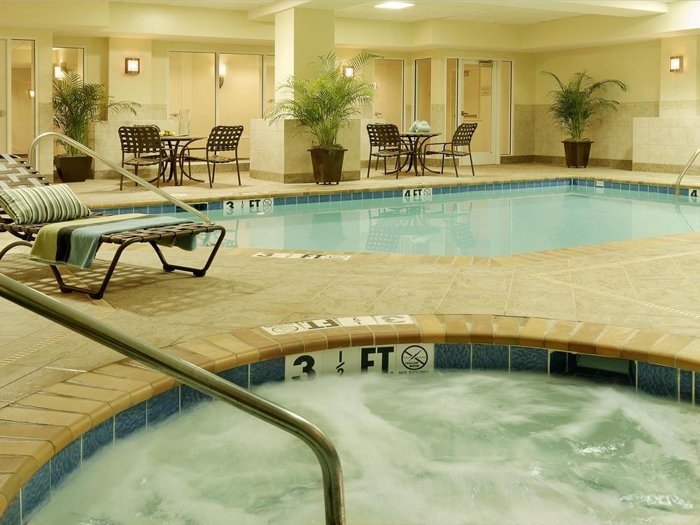 Hilton Garden Inn Jackson Downtown Экстерьер фото